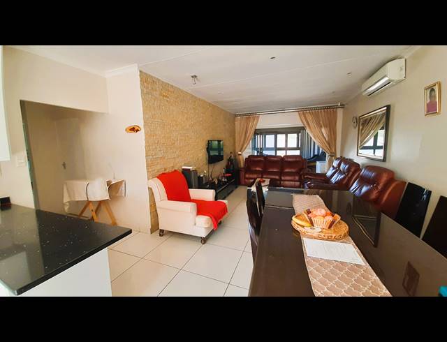 3 BEDROOM APARTMENT TO LET IN SUNNINGDALE
